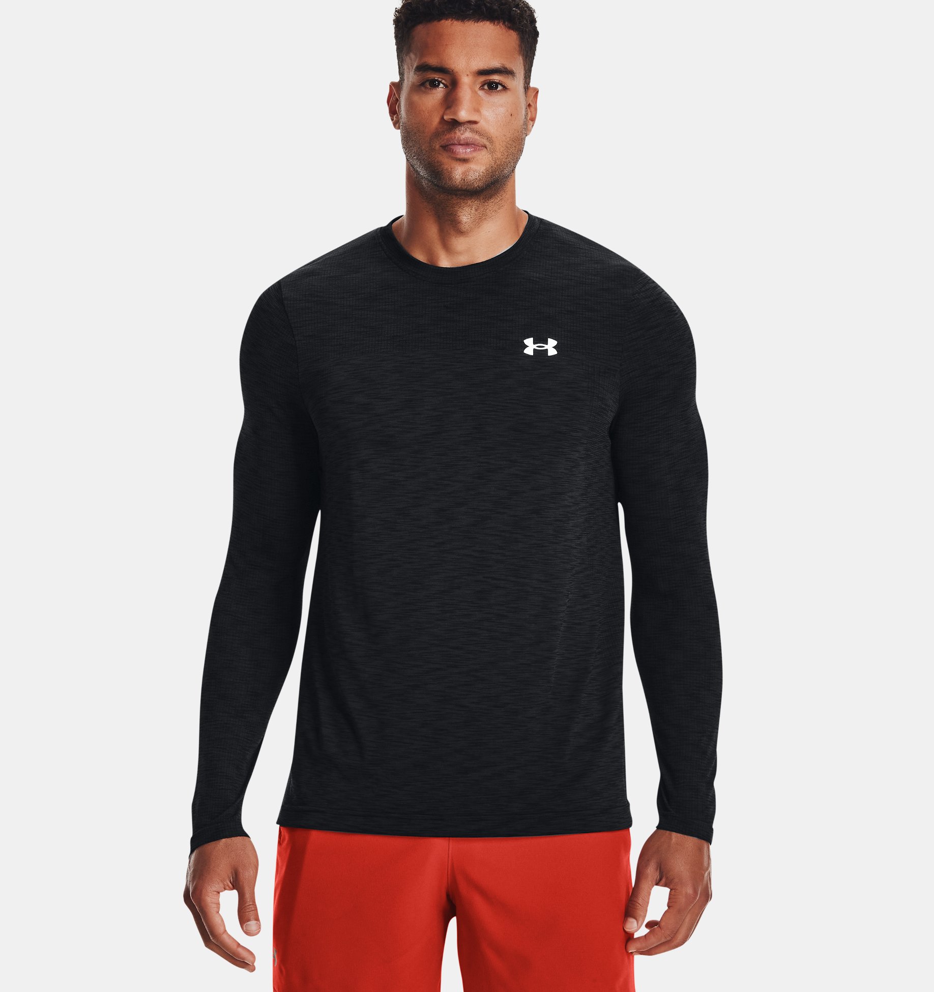 Under Armour Mens Seamless Longsleeve Comfortable Long-Sleeved top Quick-Drying Running Apparel with Seamless Construction and Anti-Odour Technology 